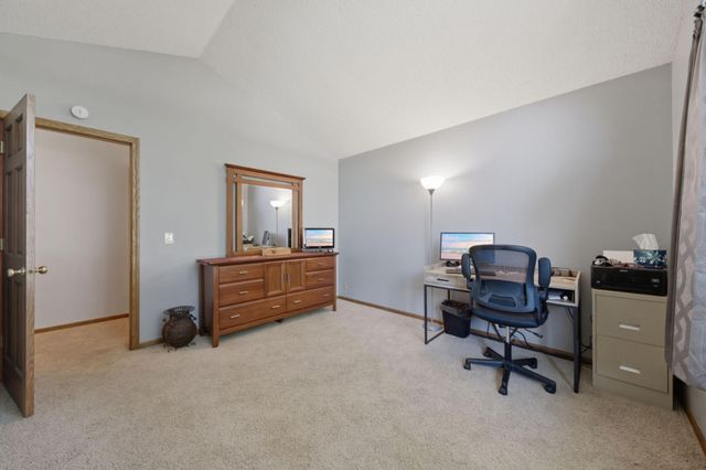 650 Bridle Ridge Road, Eagan, MN 55123