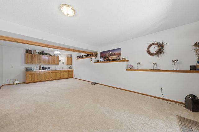 650 Bridle Ridge Road, Eagan, MN 55123