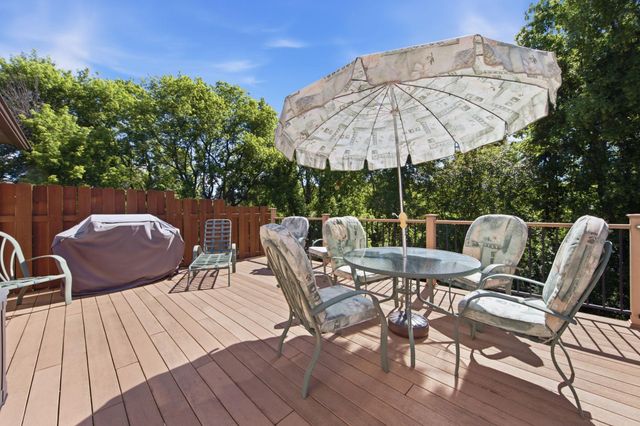 650 Bridle Ridge Road, Eagan, MN 55123