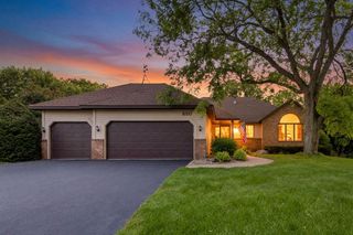 650 Bridle Ridge Road, Eagan, MN 55123