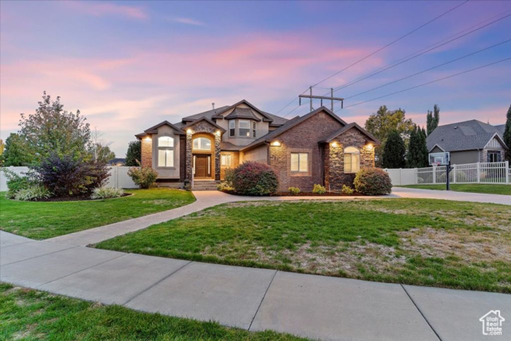 796 S ROCK CREEK COR, Layton, UT 84041