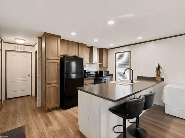 15369 Cartier Drive, Clinton Township, MI 48038