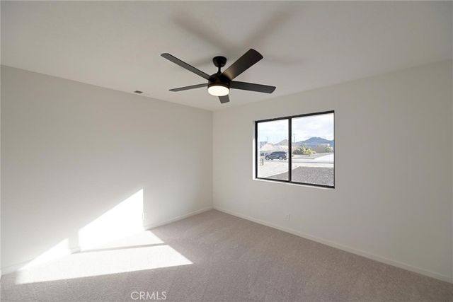 15650 Pohez, Apple Valley, CA 92307