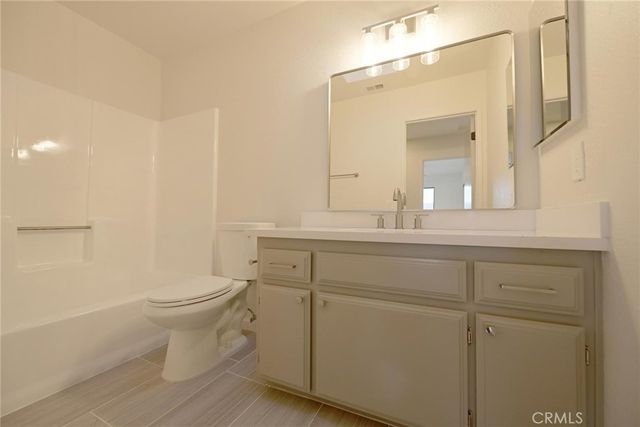 15650 Pohez, Apple Valley, CA 92307