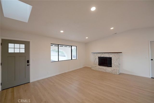 15650 Pohez, Apple Valley, CA 92307