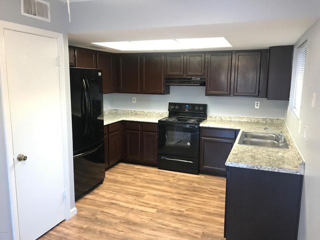 4410 E Pueblo Avenue, Phoenix, AZ 85040