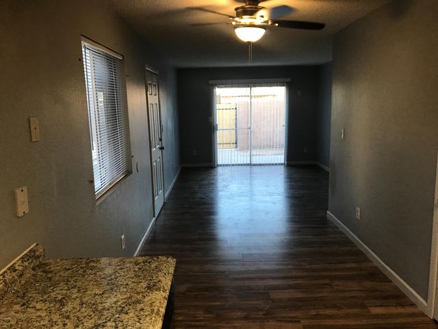 4410 E Pueblo Avenue, Phoenix, AZ 85040