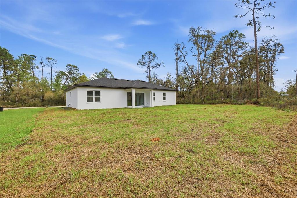 Image 33 of property listing at 13975 SW 27TH COURT ROAD, Ocala, FL 34473
