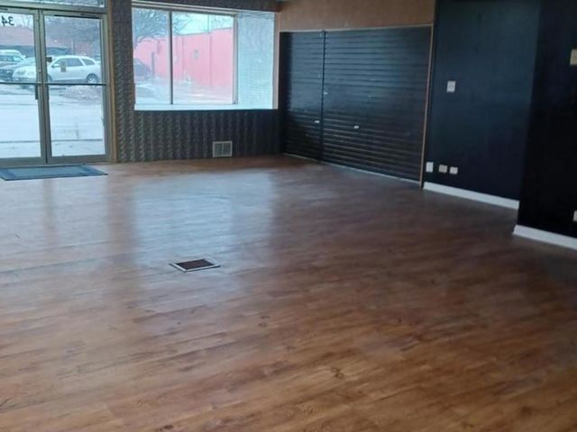 3412 Chicago Road, Steger, IL 60475