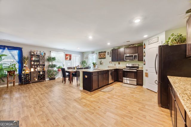 94 Galway Lane, Hampton, GA 30228