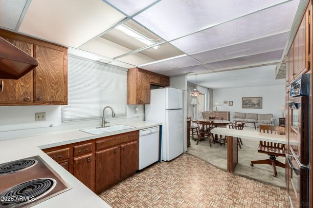 1319 W LAWRENCE Lane, Phoenix, AZ 85021