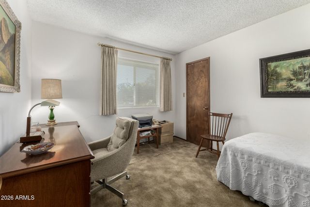 1319 W LAWRENCE Lane, Phoenix, AZ 85021