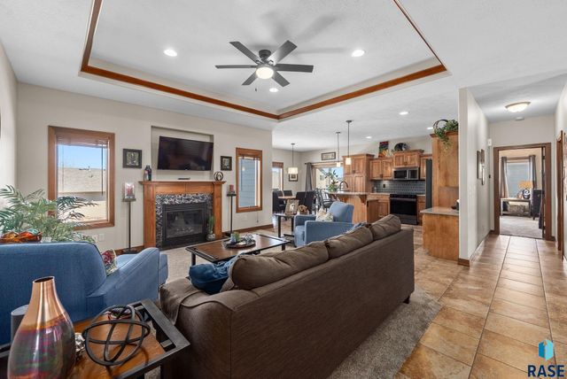 1516 S Kinderhook Ave Avenue, Sioux Falls, SD 57106