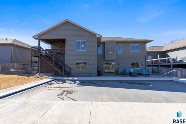 1516 S Kinderhook Ave Avenue, Sioux Falls, SD 57106