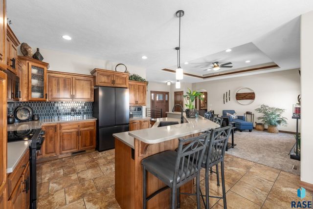 1516 S Kinderhook Ave Avenue, Sioux Falls, SD 57106