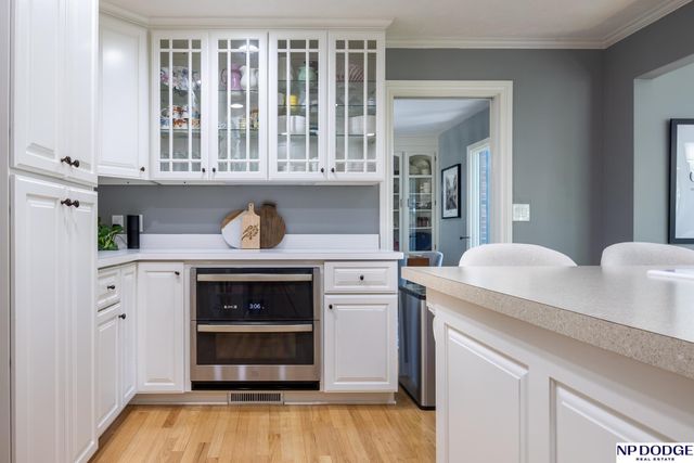 6720 Rexford Drive, Lincoln, NE 68506