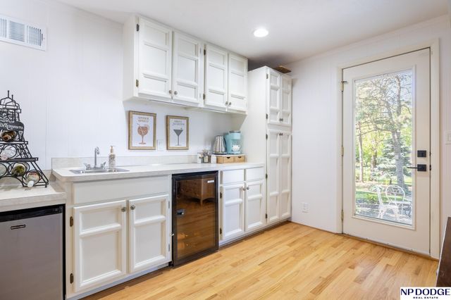 6720 Rexford Drive, Lincoln, NE 68506