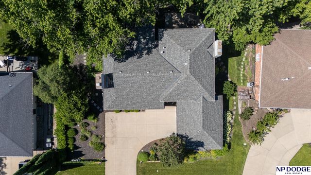 6720 Rexford Drive, Lincoln, NE 68506