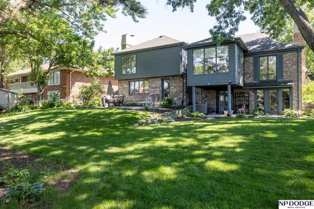 6720 Rexford Drive, Lincoln, NE 68506