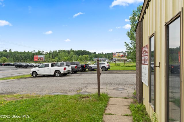 111 S Comrie Avenue, Johnstown, NY 12095