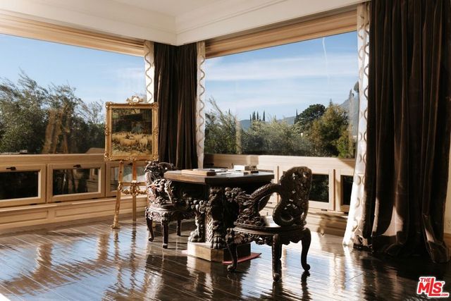 12300 Mulholland, Beverly Hills, CA 90210