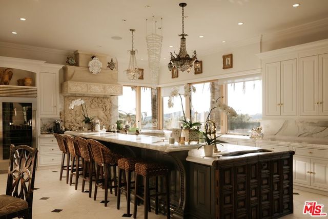 12300 Mulholland, Beverly Hills, CA 90210