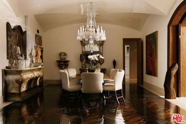 12300 Mulholland, Beverly Hills, CA 90210