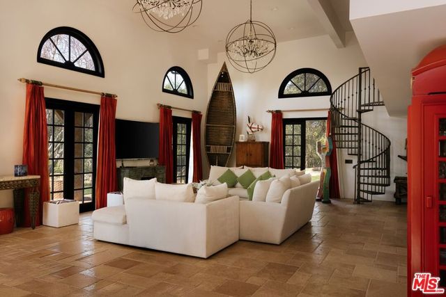 12300 Mulholland, Beverly Hills, CA 90210