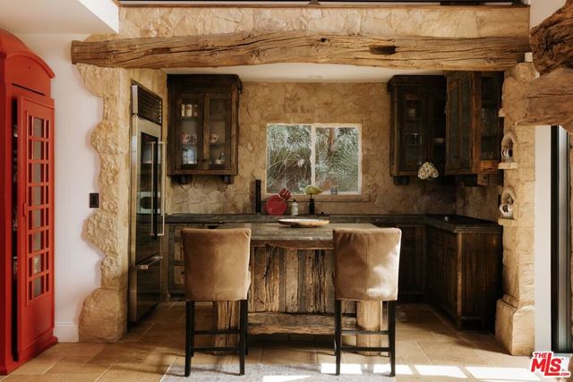 12300 Mulholland, Beverly Hills, CA 90210