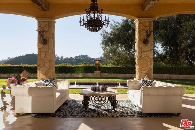 12300 Mulholland, Beverly Hills, CA 90210