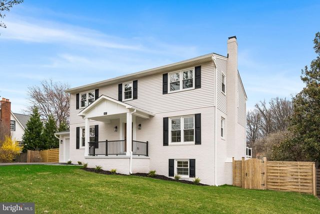 437 GLYNDON ST NE, Vienna, VA 22180