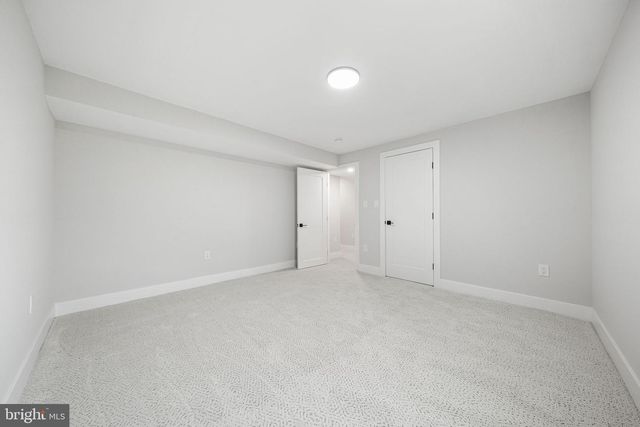 437 GLYNDON ST NE, Vienna, VA 22180