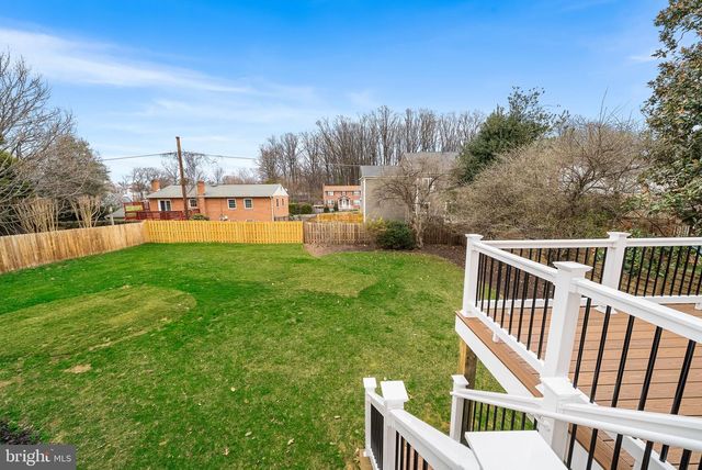 437 GLYNDON ST NE, Vienna, VA 22180