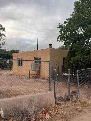 3078 Benny Road SW, Albuquerque, NM 87105