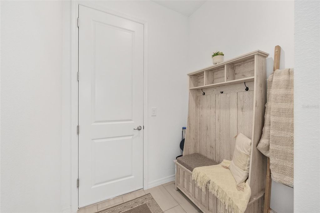 Image 30 of property listing at 7208 SW 65TH PLACE ROAD, Ocala, FL 34474