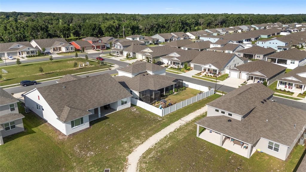 Image 71 of property listing at 7208 SW 65TH PLACE ROAD, Ocala, FL 34474