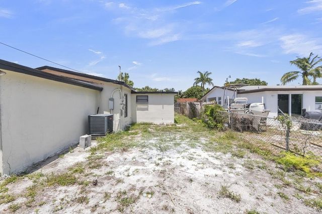 100 NE 26th Court, Pompano Beach, FL 33064