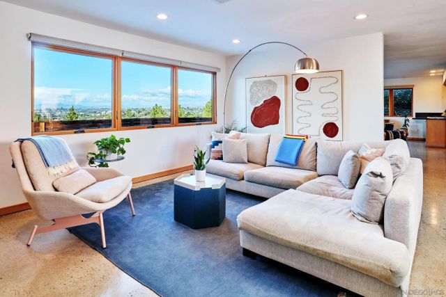 4176 E Arrieta Circle, La Mesa, CA 91941