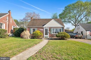 124 MARLIN AVE, Folsom, PA 19033