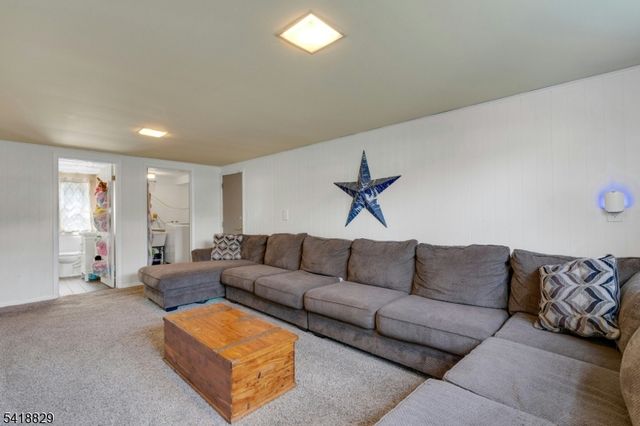 280 Metape Cir, Bound Brook Boro, NJ 08805
