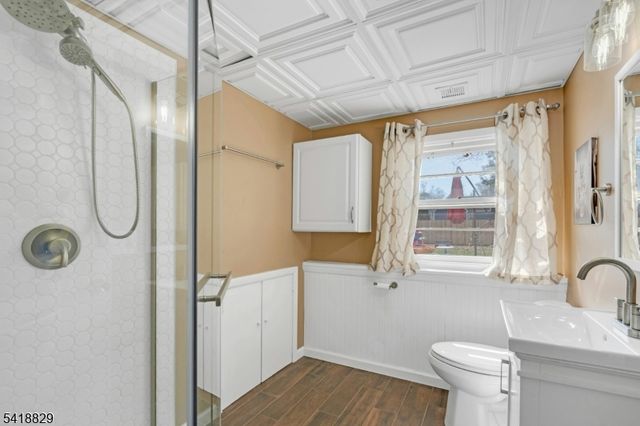 280 Metape Cir, Bound Brook Boro, NJ 08805