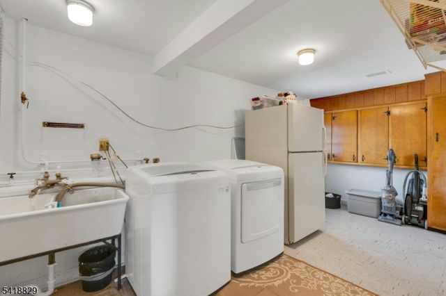 280 Metape Cir, Bound Brook Boro, NJ 08805
