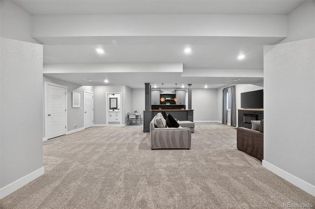 27200 E Davies Place, Aurora, CO 80016