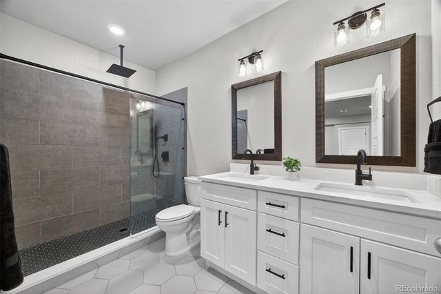 27200 E Davies Place, Aurora, CO 80016