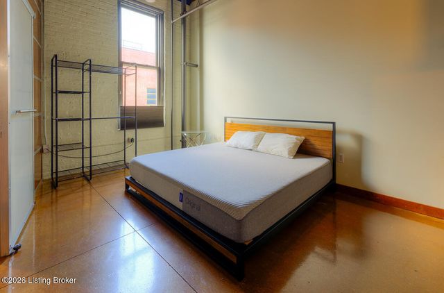 309 E Market St 313, Louisville, KY 40202