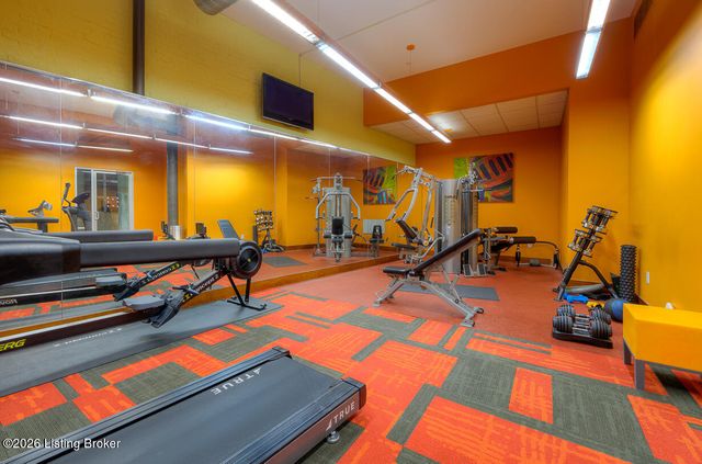 309 E Market St 313, Louisville, KY 40202