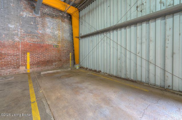 309 E Market St 313, Louisville, KY 40202