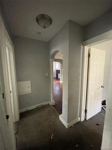 15730 Ohio Street, Detroit, MI 48238