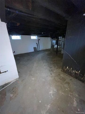 15730 Ohio Street, Detroit, MI 48238