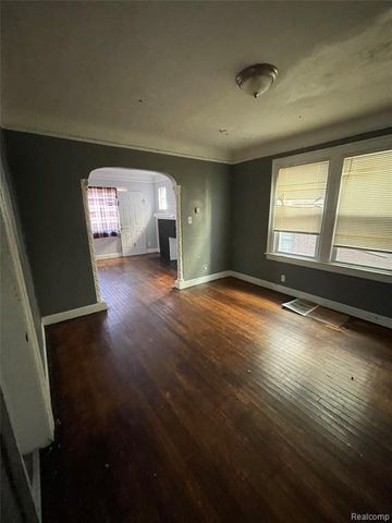 15730 Ohio Street, Detroit, MI 48238